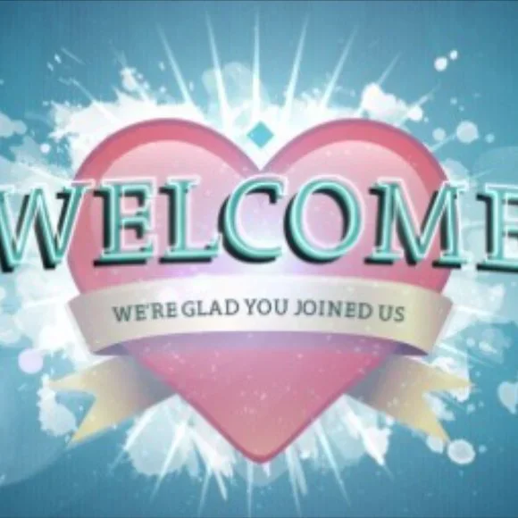 Meet your Posher, L...Trying to get rid of EVERYTHING SEND OFFERS!! - Picture 3 of 7